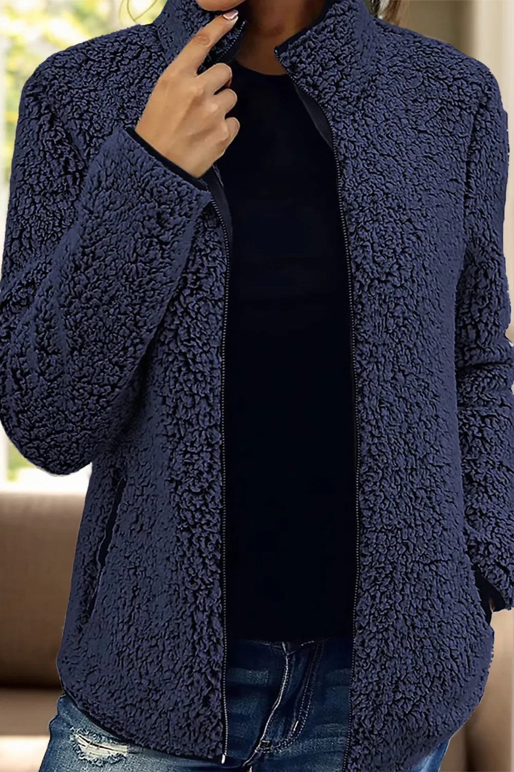 7ac9d5e9-12f1-470e-bb12-28b78b21a3e8-Max